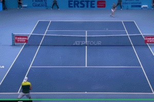  贝雷蒂尼暴力正手发威，速胜对手轻松过关