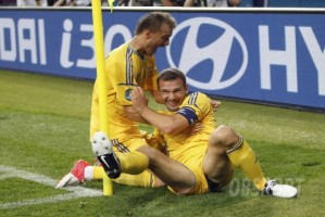  荷兰橙衣军团热身赛状态火热