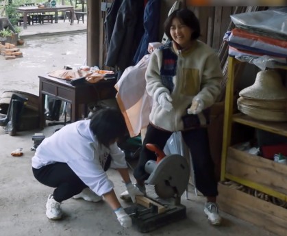  米兰双雄对决AC米兰笑到最后