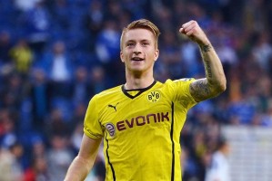  穆雷草地王者归来，温网捧杯泪洒赛场