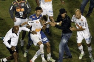  南美洲解放者杯小组赛冷门迭爆黑马球队突围成功