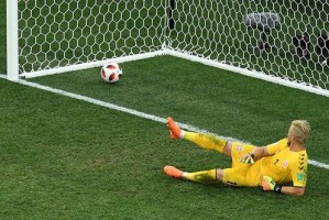  点球大战决胜，门将扑救成胜负关键