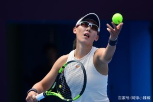  梅德韦杰夫鏖战五盘，苦战险胜挺进决赛