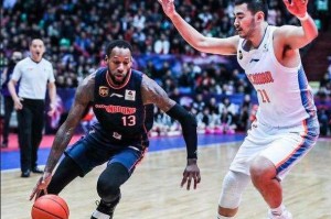  录像回放改判关键，毫厘之间决定胜负