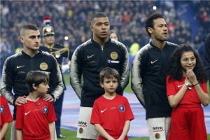  巴黎圣日耳曼凭借姆巴佩帽子戏法逆转取胜