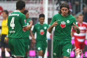  佩古拉挽救赛点上演绝地反击