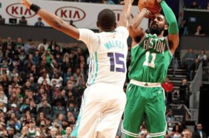  定位球防守现漏洞，致命失误葬送胜果