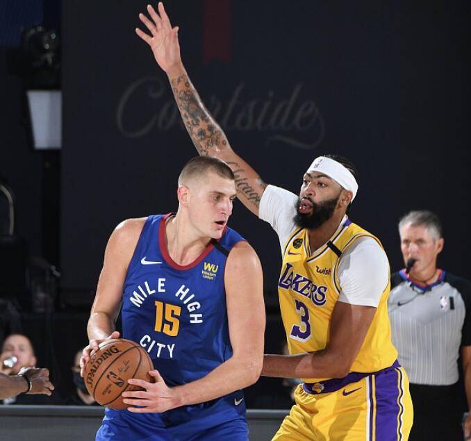  约基奇统治内线掘金豪取五连胜