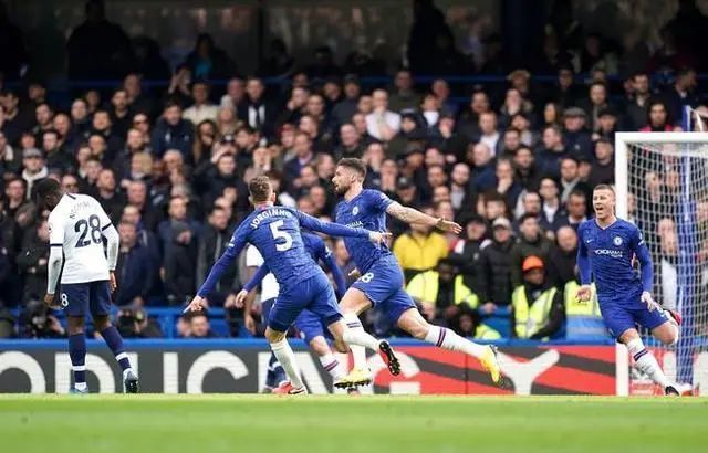  兰帕德重返蓝桥执教，首战告捷赢得喝彩